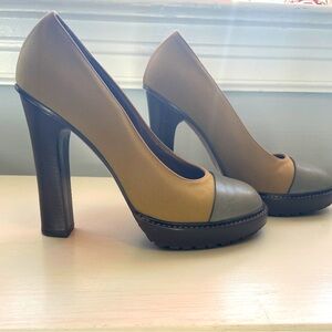 ‼️SOLD‼️Marni Tan and Brown Women's Heels size 39=8.5